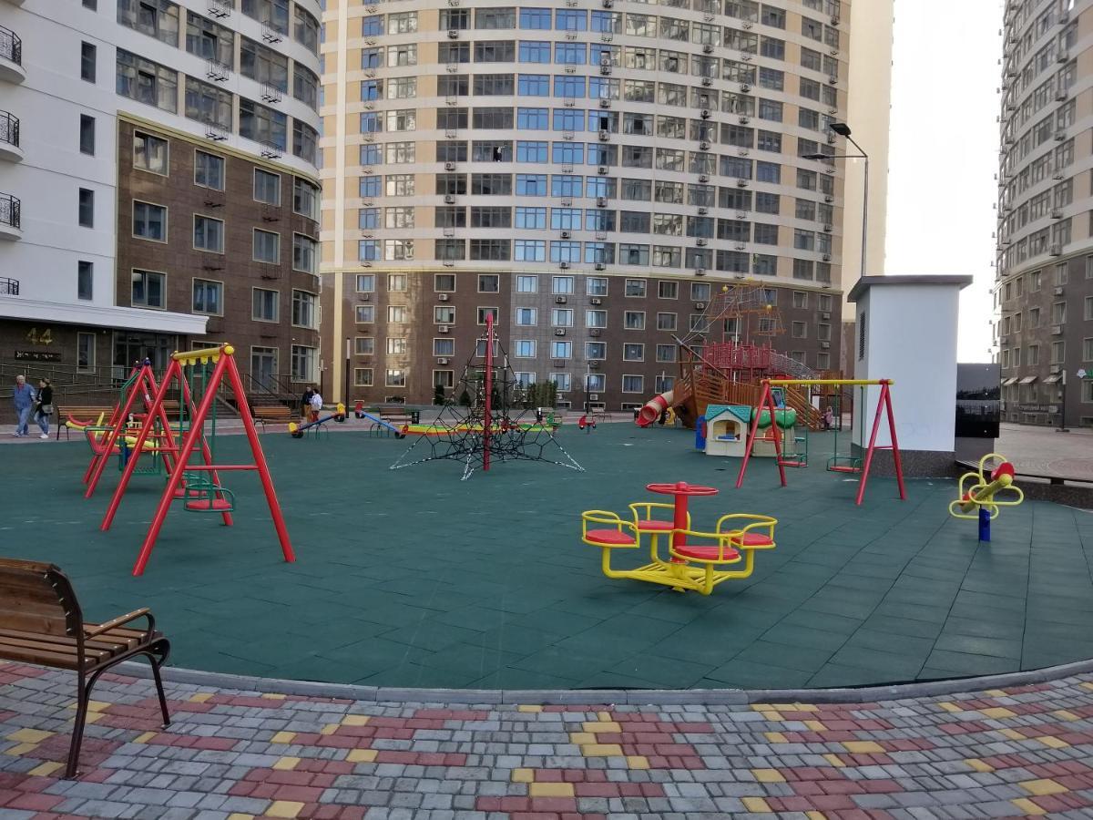 Апартаменты В Аркадии С Террасой И Прямым Видом На Море Odessa Exterior foto